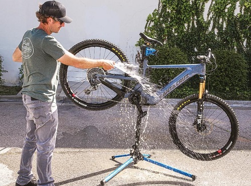 How to Clean a Mountain Bike After a Muddy Ride